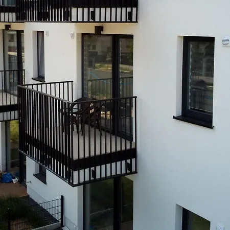 Apartment Essence Topaz Poznan